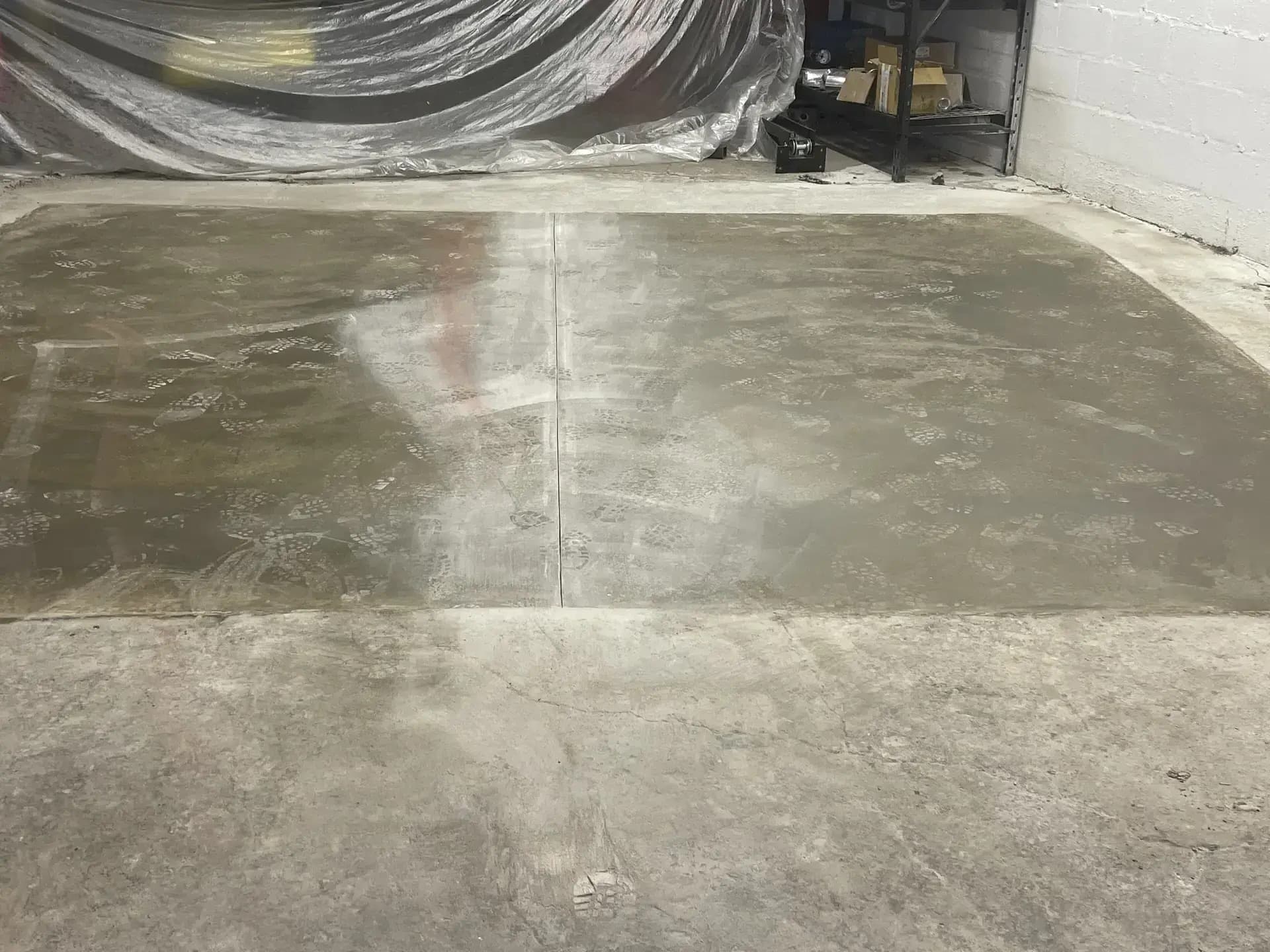 Smooth finish garage floor